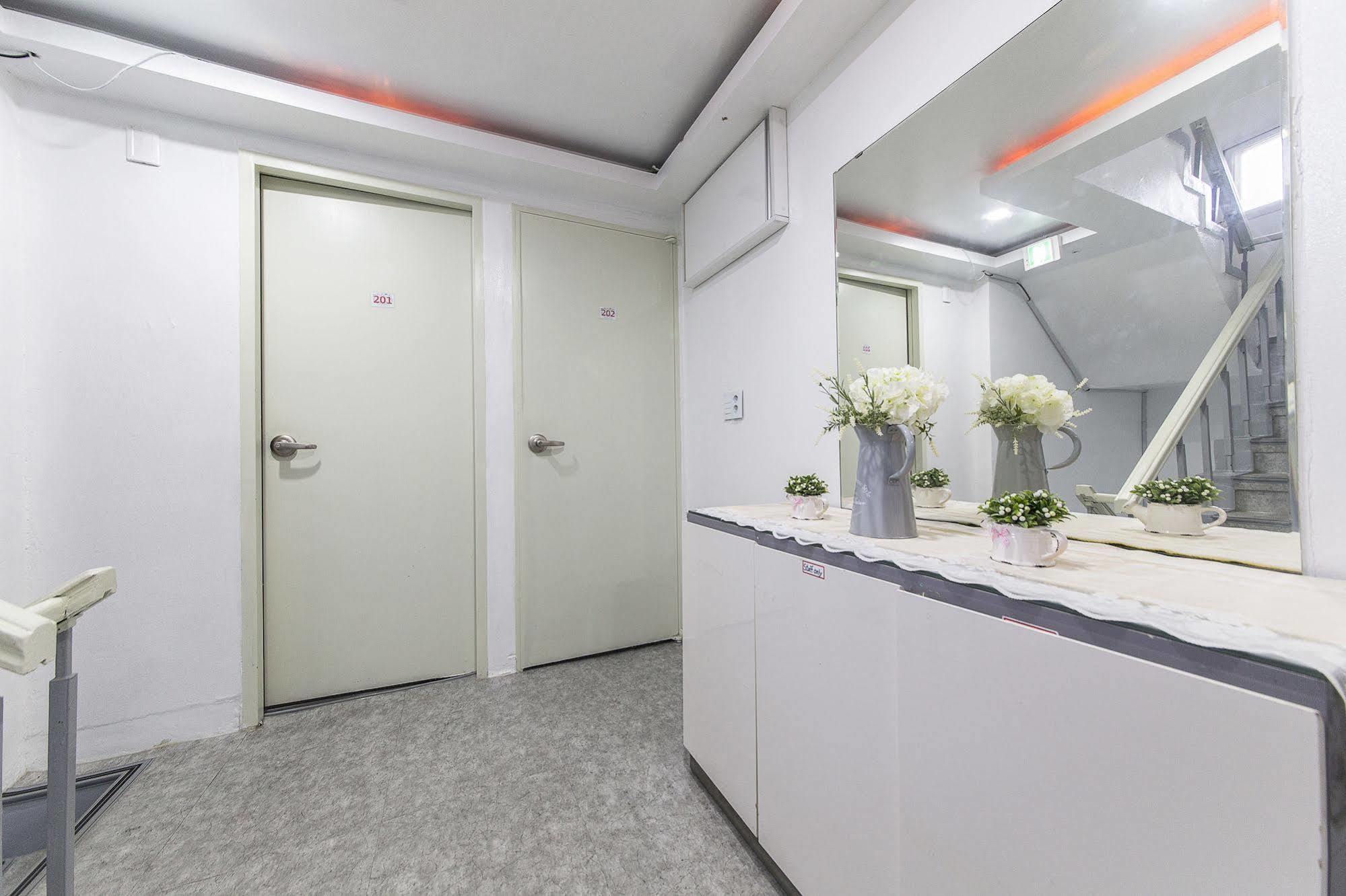 K-Seoul Guesthouse ภายนอก รูปภาพ